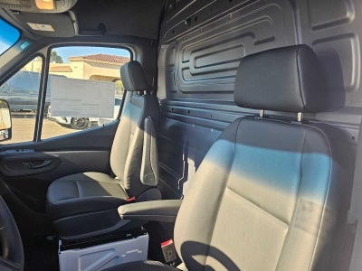 2026 Mercedes-Benz Sprinter Cargo 2500 Standard Roof I4 Diesel 144 RWD