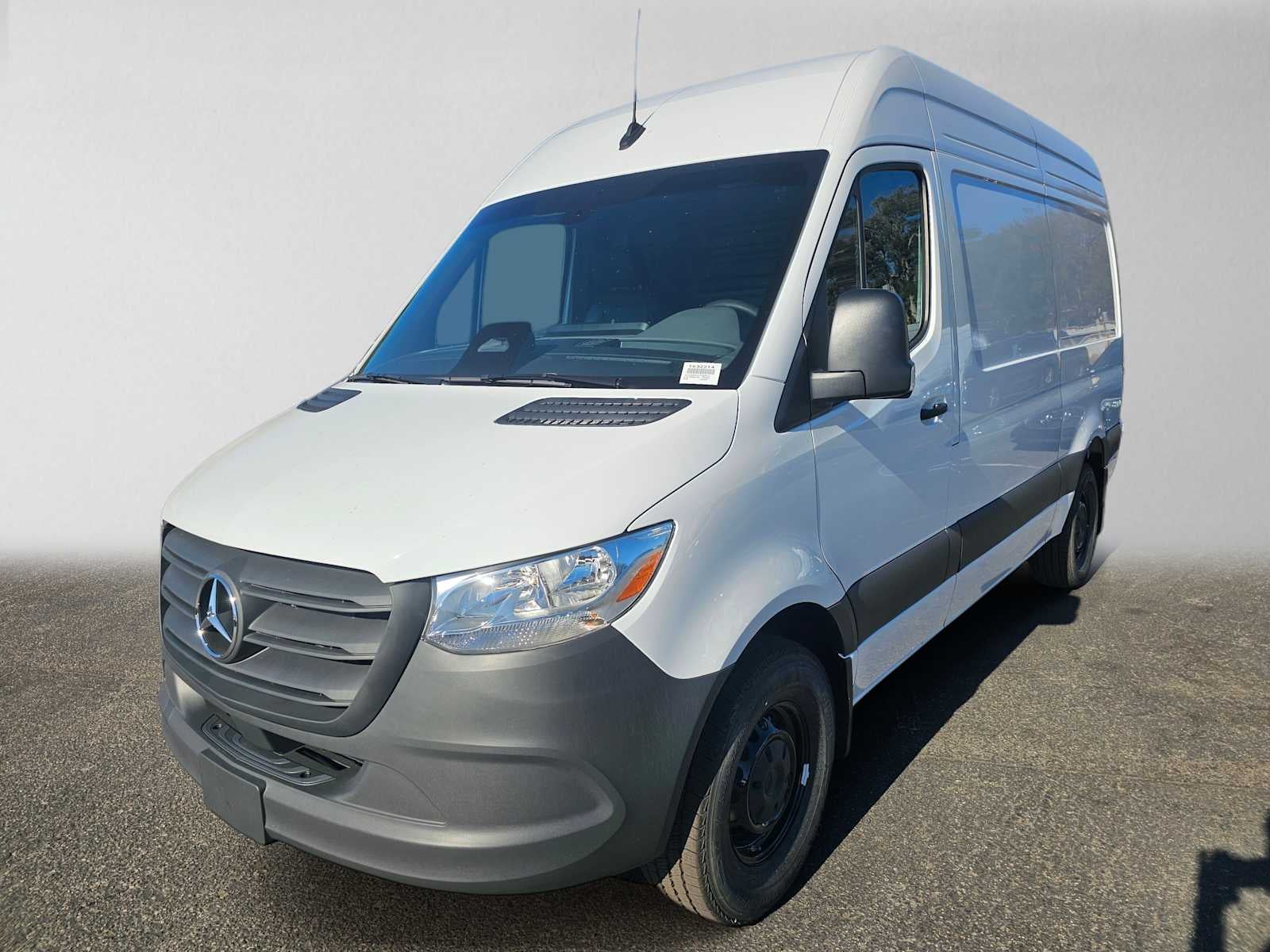2026 Mercedes-Benz Sprinter Cargo 2500 Standard Roof I4 Diesel 144 RWD
