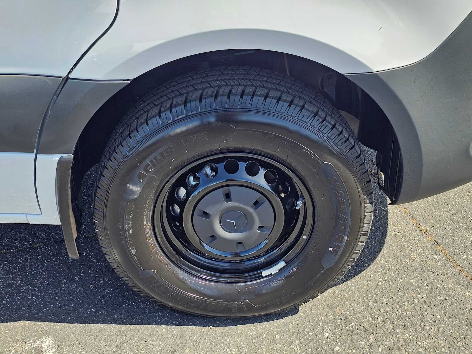 2025 Mercedes-Benz Sprinter Cargo Van 2500 Standard Roof I4 Diesel HO 144 RWD