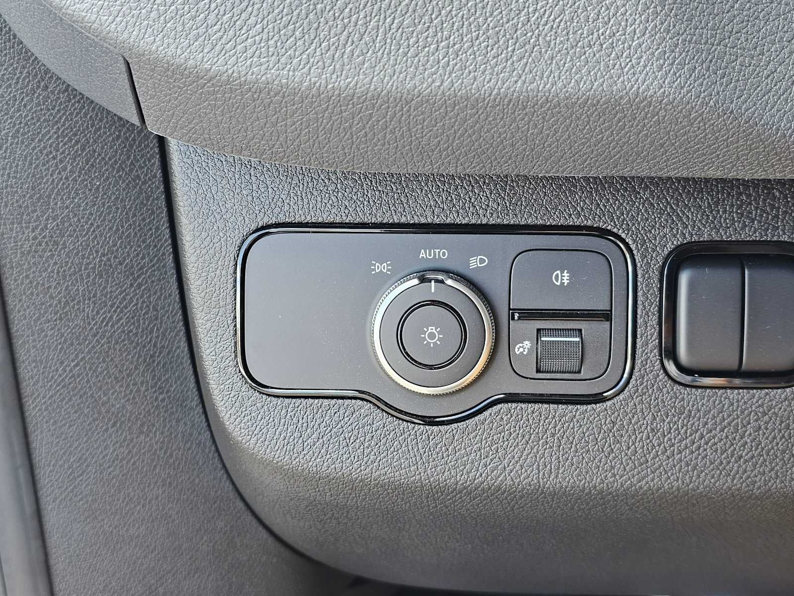 2025 Mercedes-Benz Sprinter Cargo Van 2500 Standard Roof I4 Diesel HO 144 RWD