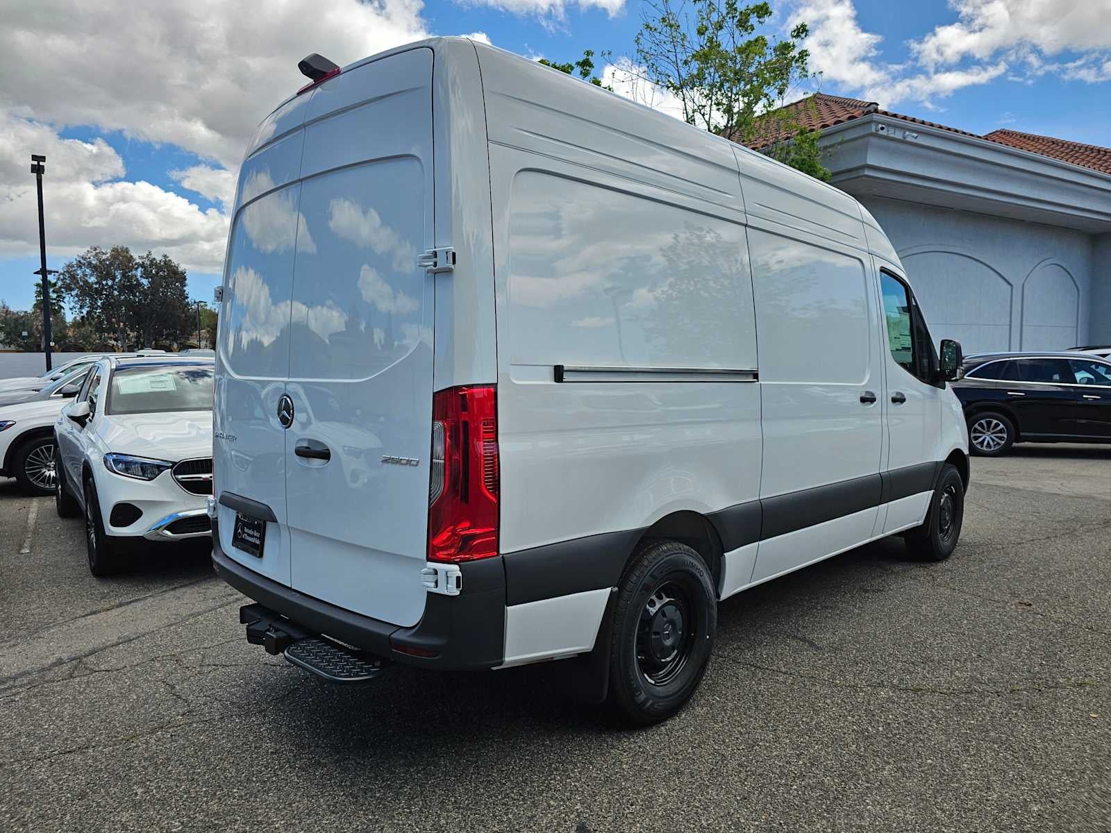 2025 Mercedes-Benz Sprinter Cargo Van 2500 Standard Roof I4 Diesel HO 144 RWD