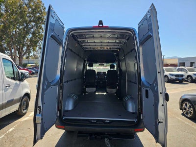 2025 Mercedes-Benz Sprinter Cargo Van 2500 Standard Roof I4 Diesel HO 144 RWD