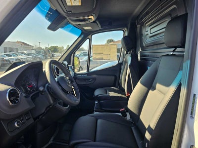 2025 Mercedes-Benz Sprinter Cargo Van 2500 Standard Roof I4 Diesel HO 144 RWD