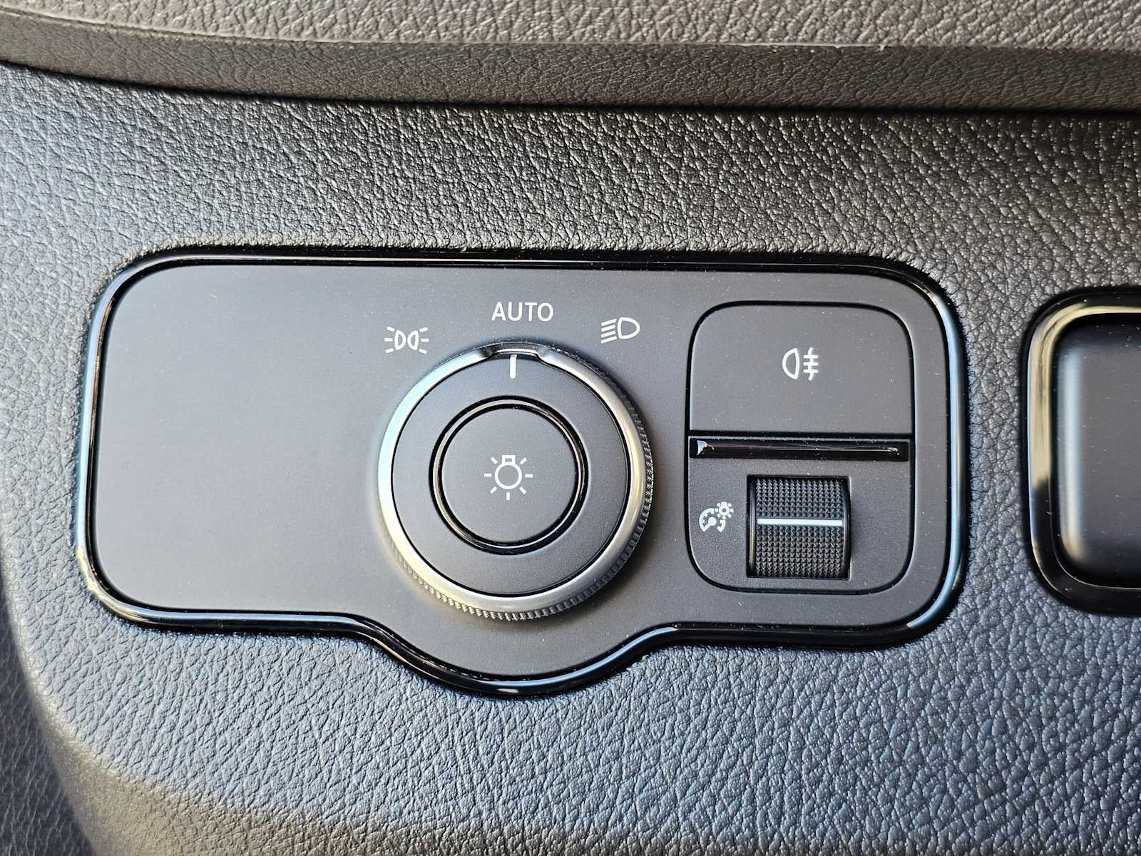 2025 Mercedes-Benz Sprinter Cargo Van 2500 Standard Roof I4 Diesel HO 144 RWD