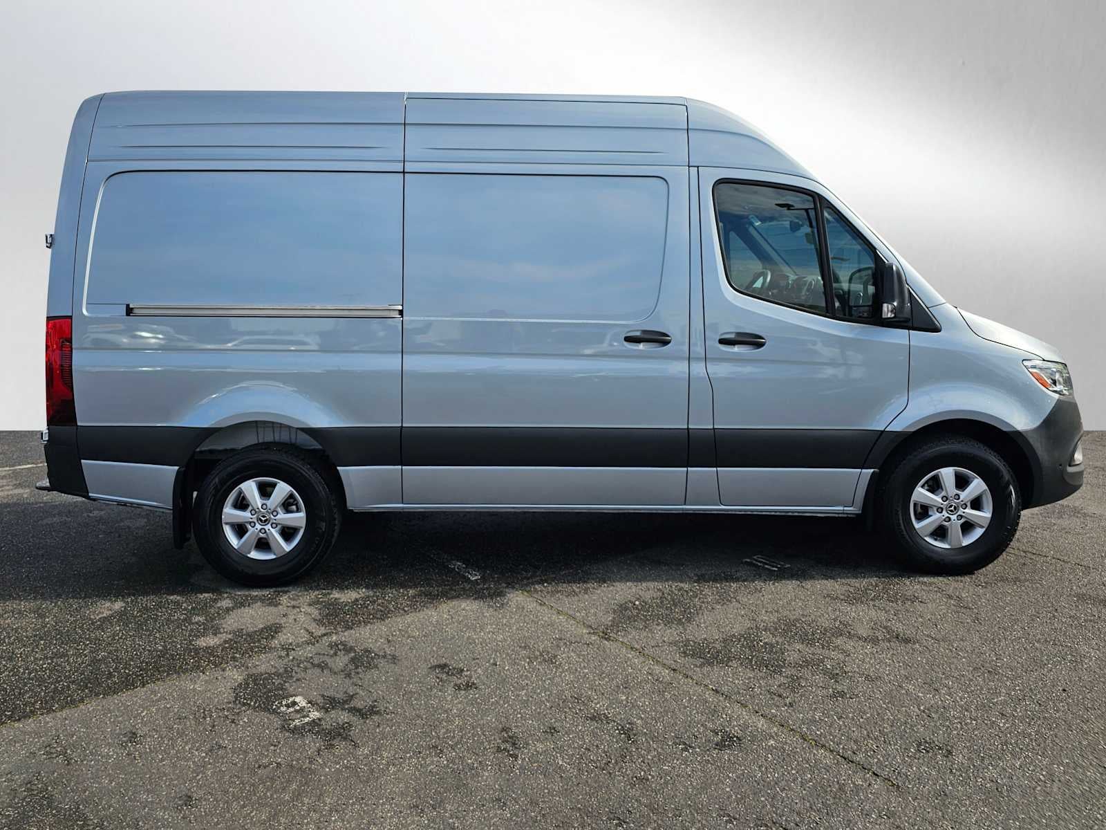 2025 Mercedes-Benz Sprinter Cargo Van 2500 Standard Roof I4 Diesel HO 144 RWD