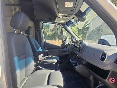 2025 Mercedes-Benz Sprinter Cargo Van 2500 Standard Roof I4 Diesel HO 144" AWD