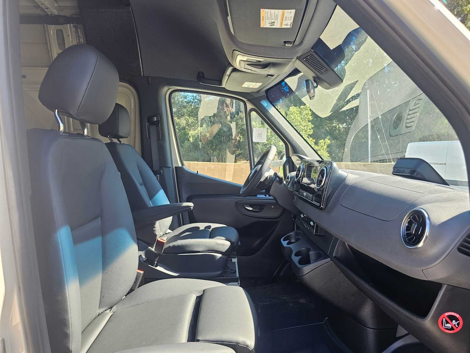 2025 Mercedes-Benz Sprinter Cargo Van 2500 Standard Roof I4 Diesel HO 144" AWD