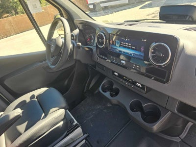 2025 Mercedes-Benz Sprinter Cargo Van 2500 Standard Roof I4 Diesel HO 144" AWD