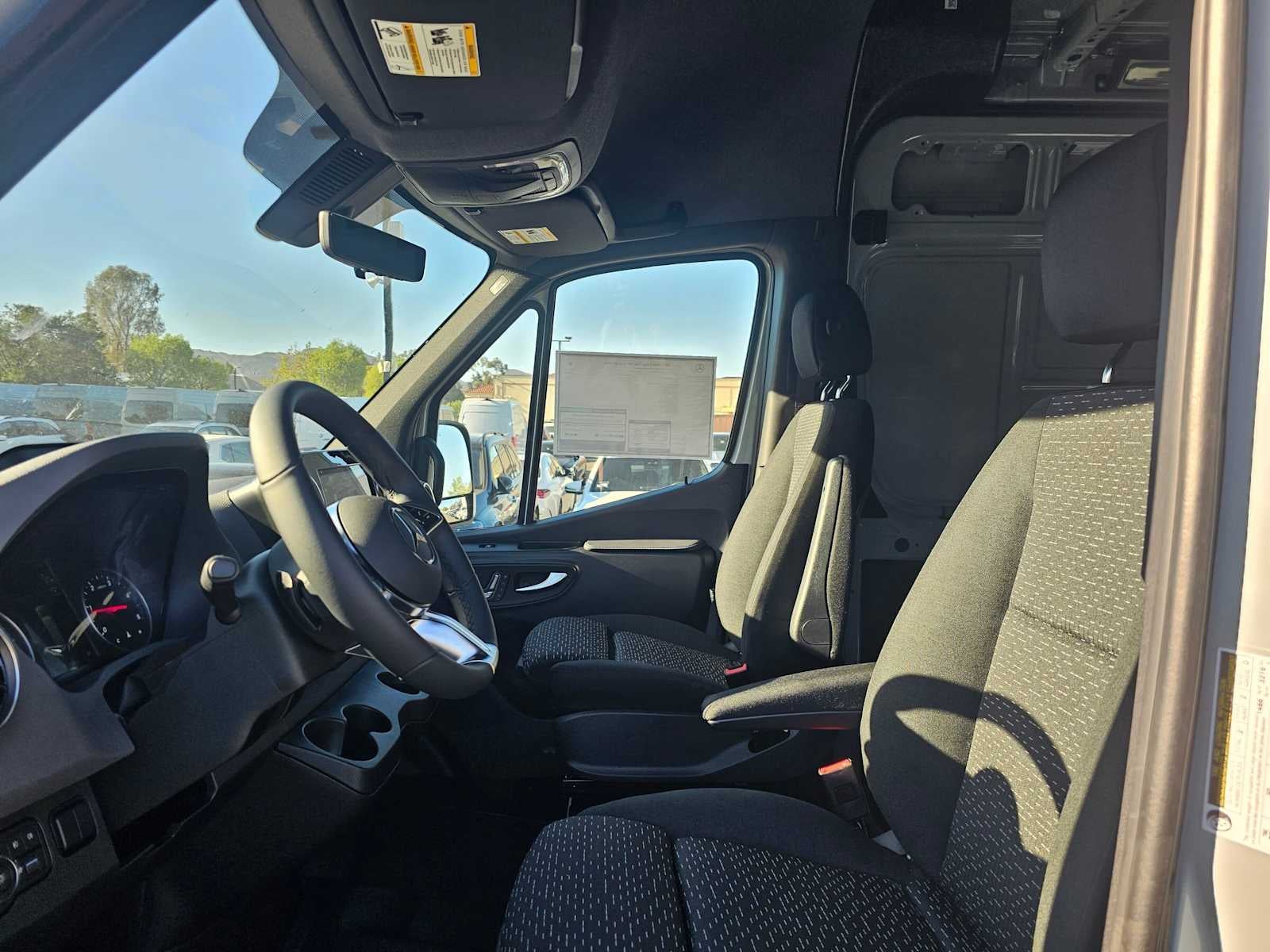 2027 Mercedes-Benz Sprinter Cargo 2500 Standard Roof I4 Diesel HO 144 AWD