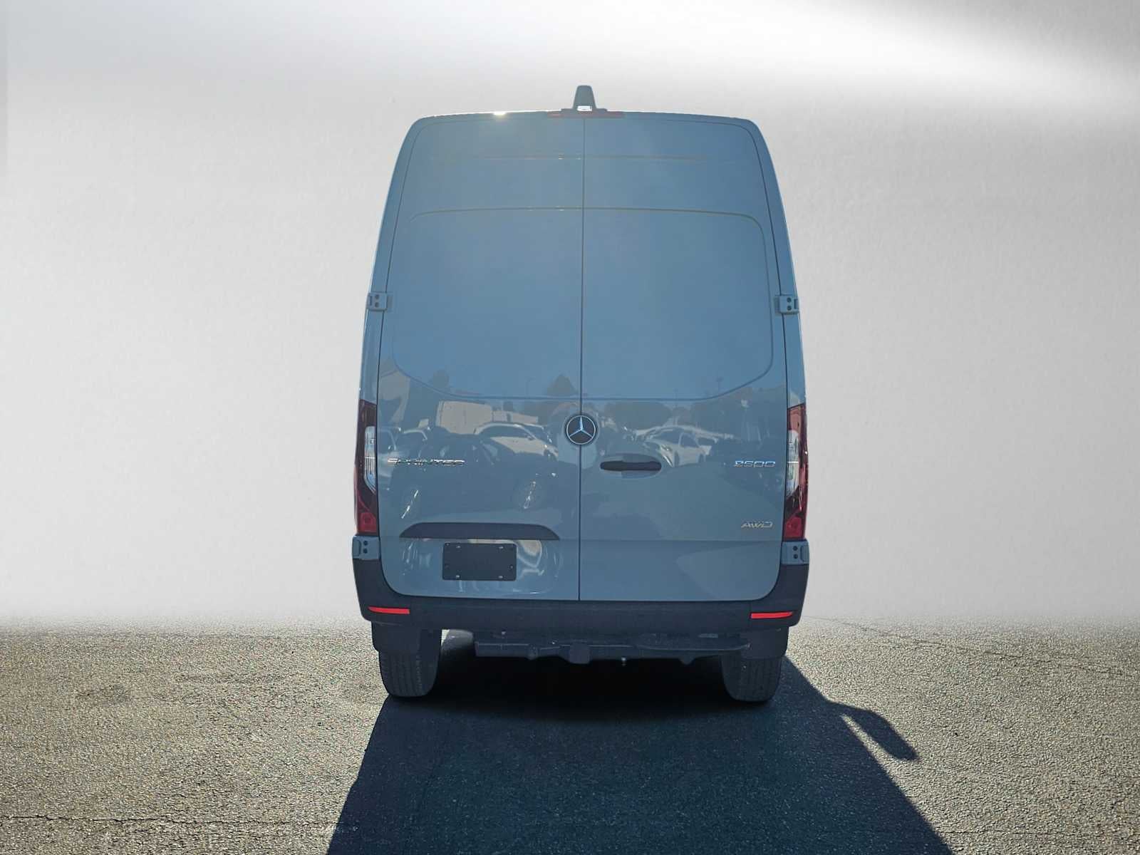 2027 Mercedes-Benz Sprinter Cargo 2500 Standard Roof I4 Diesel HO 144 AWD