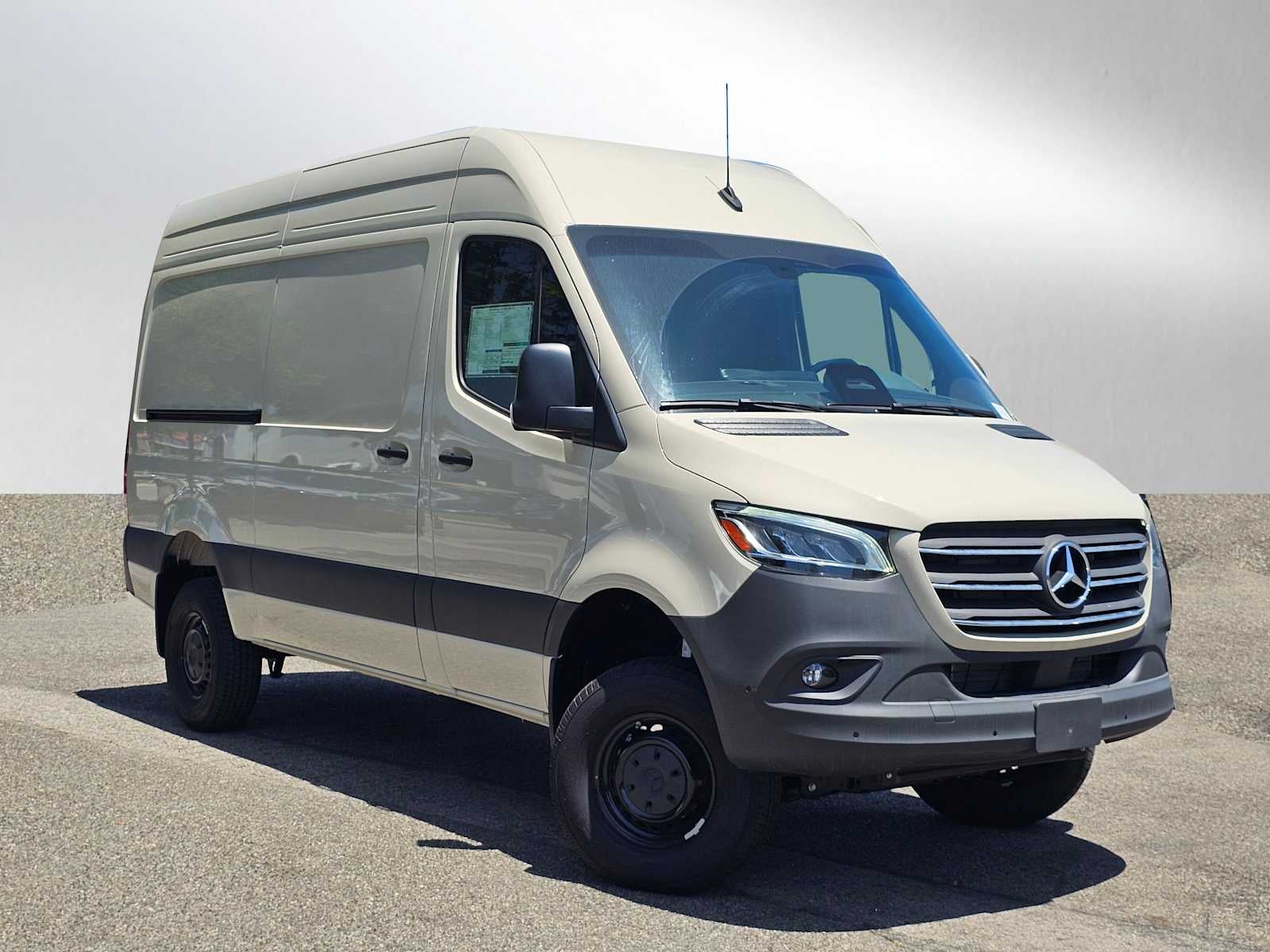 2025 Mercedes-Benz Sprinter Cargo Van 2500 Standard Roof I4 Diesel HO 144 AWD