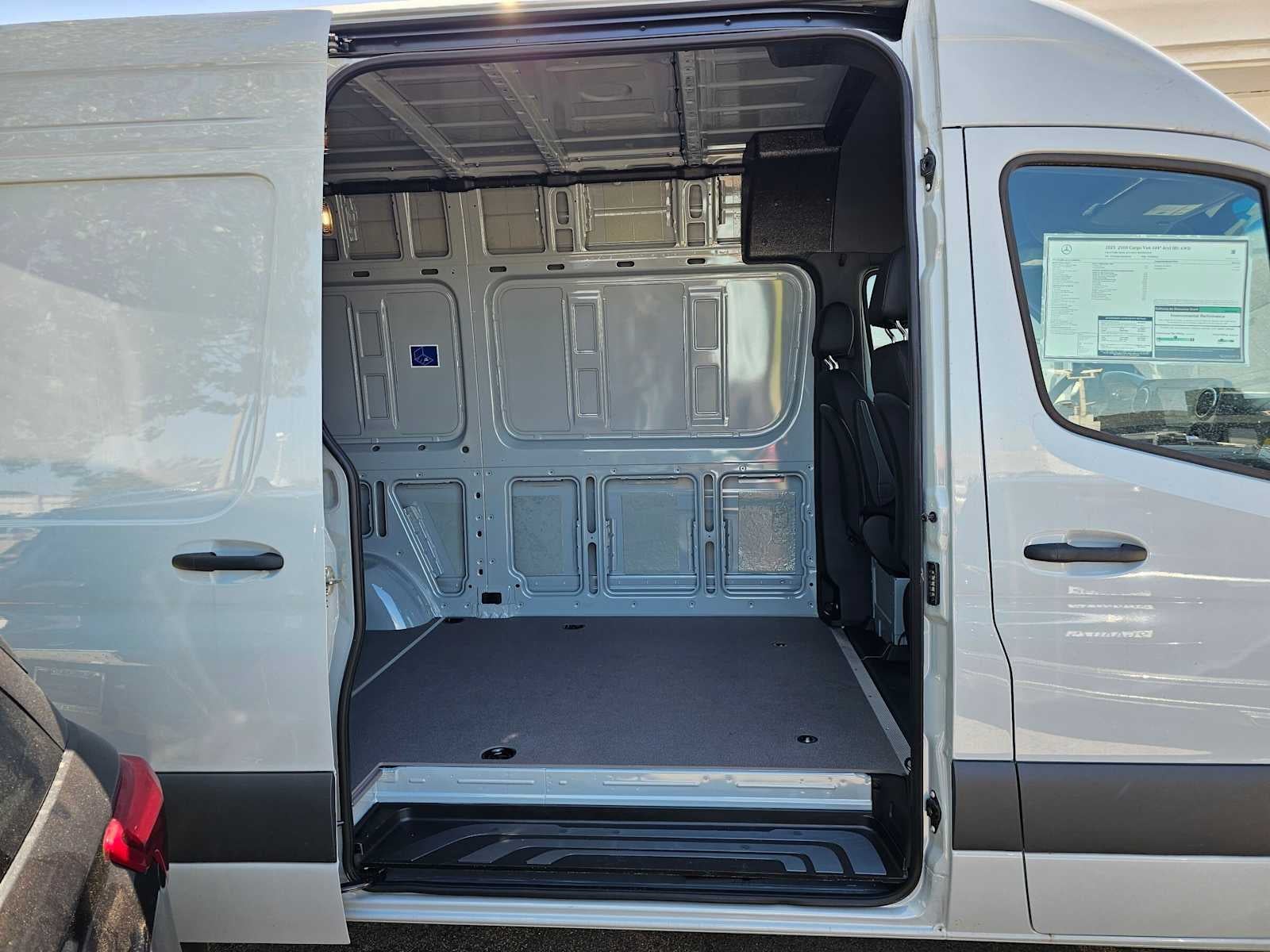 2025 Mercedes-Benz Sprinter Cargo Van 2500 Standard Roof I4 Diesel HO 144 AWD