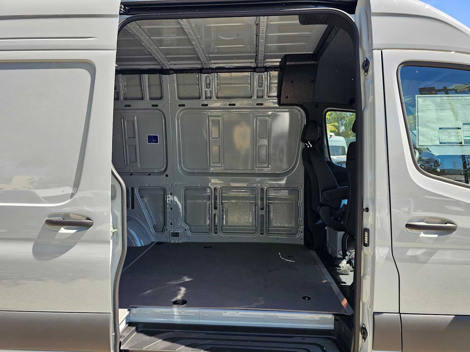 2025 Mercedes-Benz Sprinter Cargo Van 2500 Standard Roof I4 Diesel HO 144 AWD