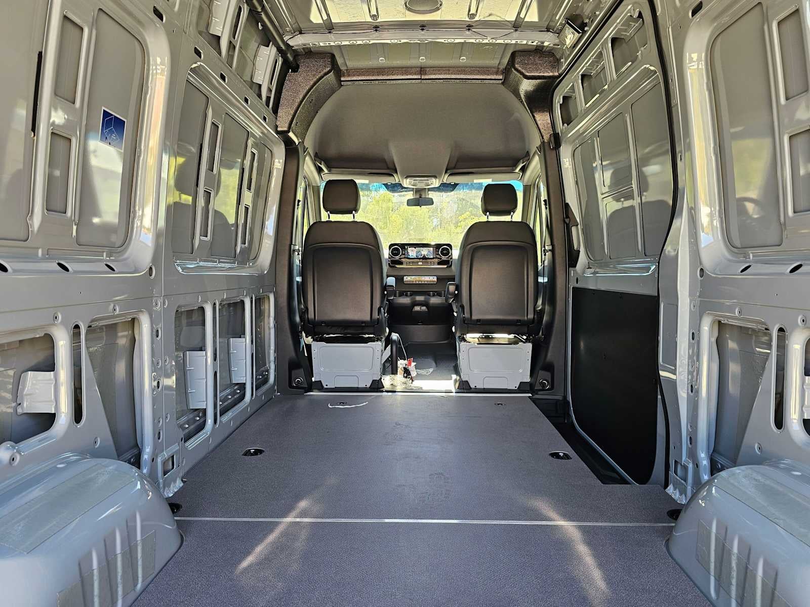 2025 Mercedes-Benz Sprinter Cargo Van 2500 Standard Roof I4 Diesel HO 144 AWD