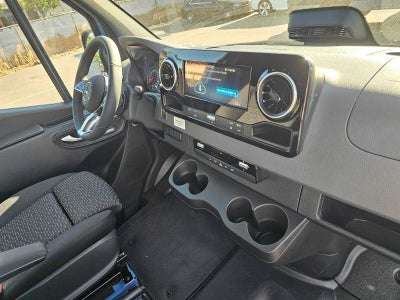 2027 Mercedes-Benz Sprinter Cargo 2500 Standard Roof I4 Diesel HO 144 AWD