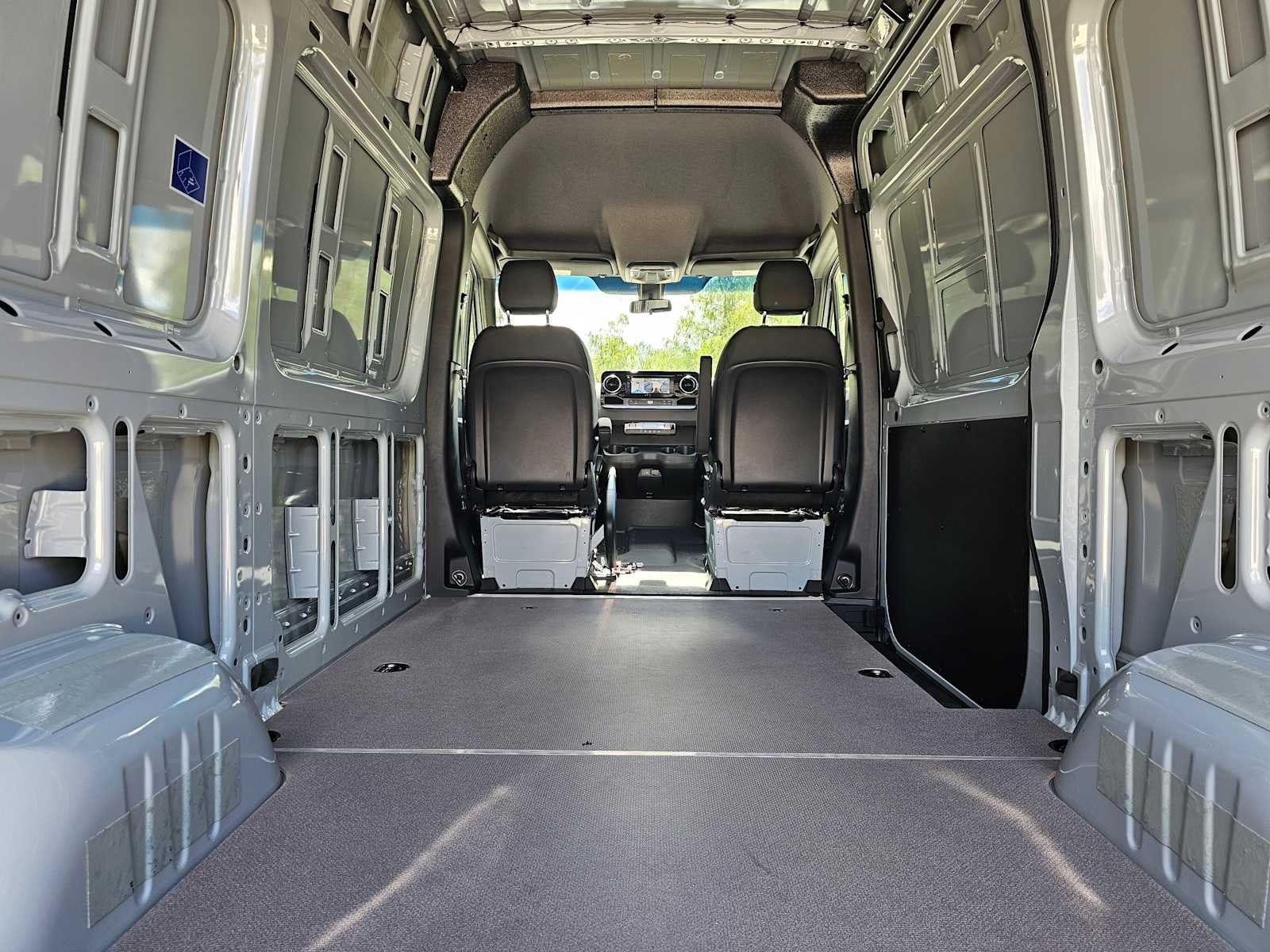 2025 Mercedes-Benz Sprinter Cargo Van 2500 Standard Roof I4 Diesel HO 144 AWD