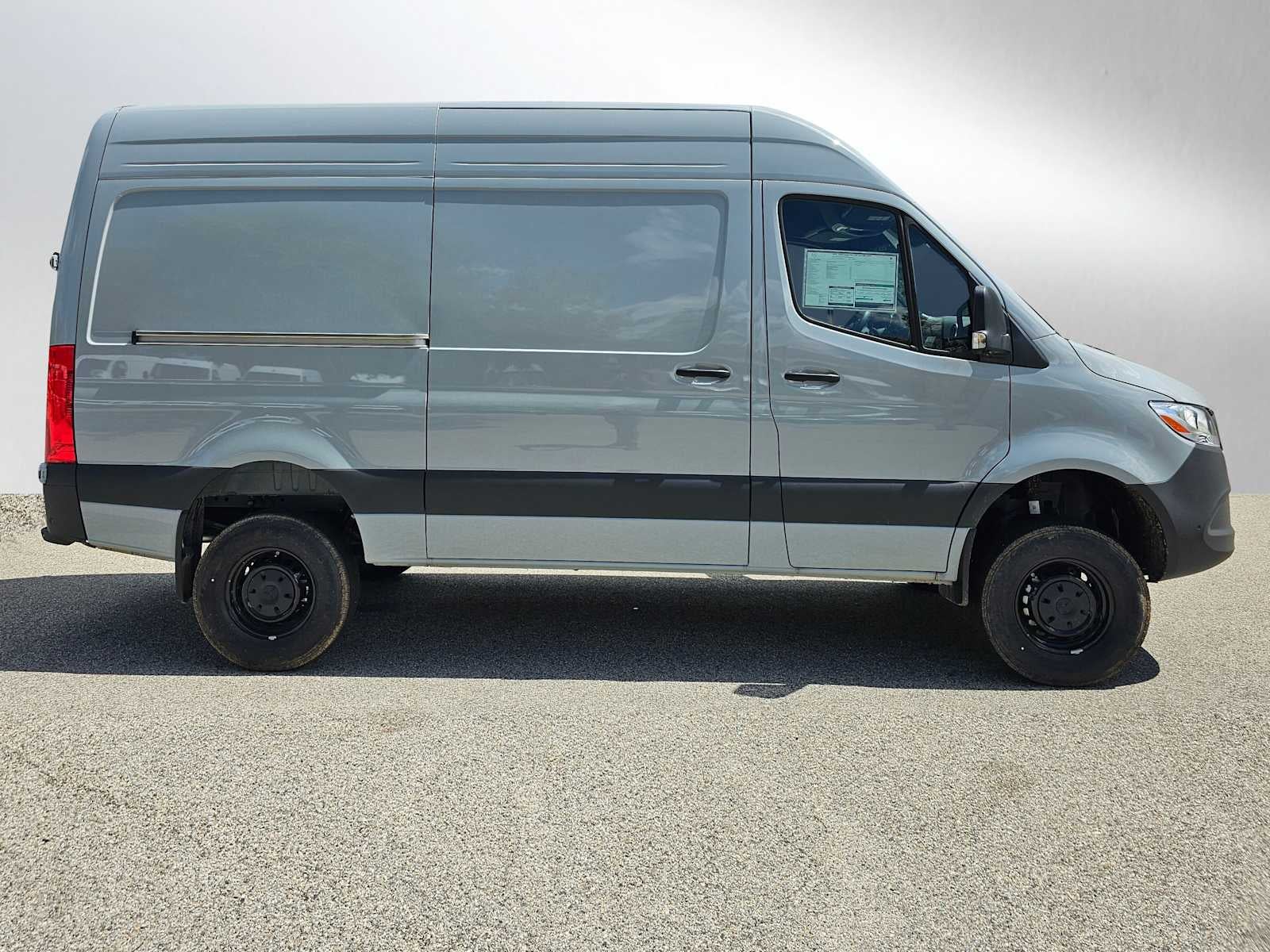 2025 Mercedes-Benz Sprinter Cargo Van 2500 Standard Roof I4 Diesel HO 144 AWD