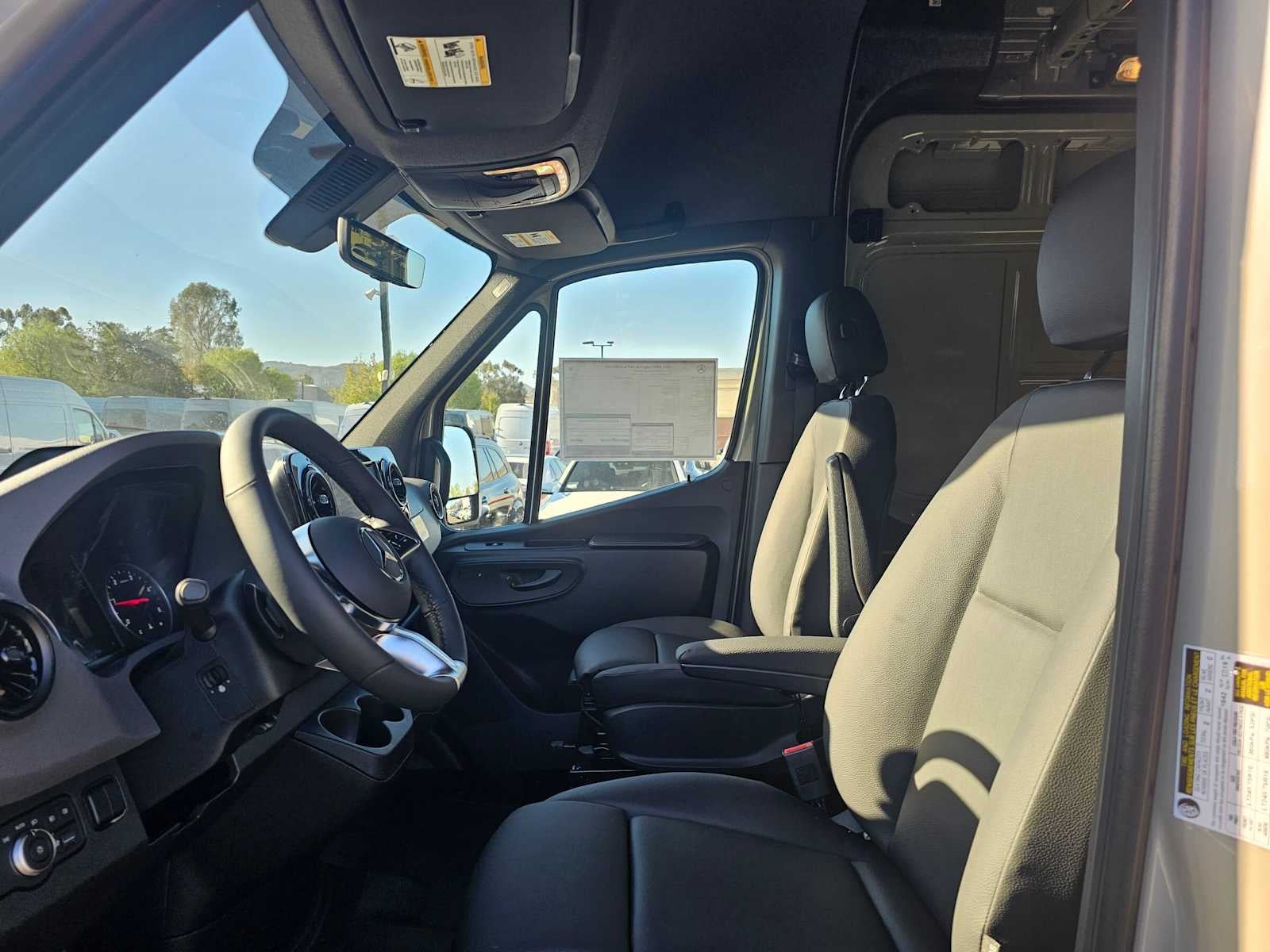2027 Mercedes-Benz Sprinter Cargo 2500 Standard Roof I4 Diesel HO 144 AWD