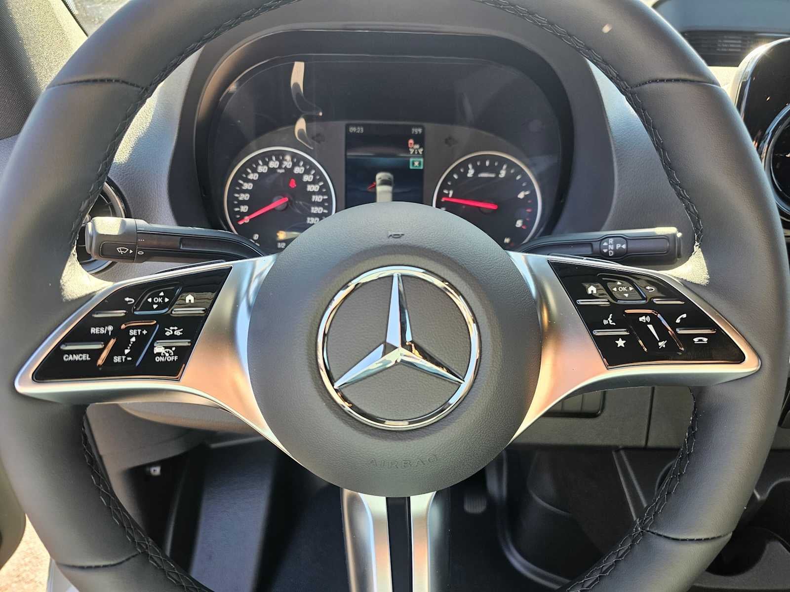 2027 Mercedes-Benz Sprinter Cargo 2500 Standard Roof I4 Diesel HO 144 AWD