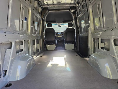 2026 Mercedes-Benz Sprinter 2500 Standard Roof I4 Diesel HO 144 AWD