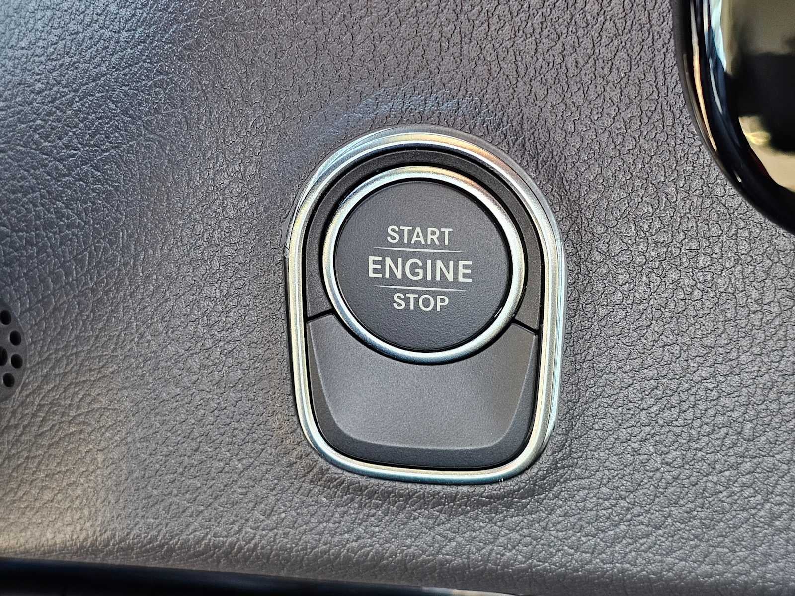 2026 Mercedes-Benz Sprinter 2500 Standard Roof I4 Diesel HO 144 AWD
