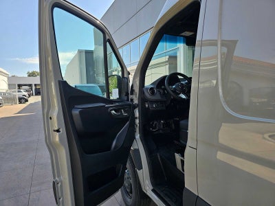 2026 Mercedes-Benz Sprinter 2500 Standard Roof I4 Diesel HO 144 AWD
