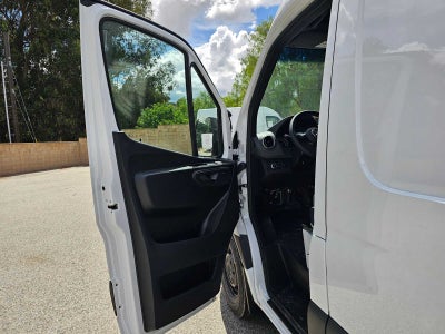 2026 Mercedes-Benz Sprinter 2500 High Roof I4 Diesel HO 170 RWD