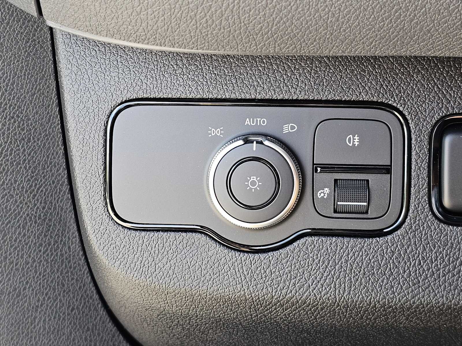 2026 Mercedes-Benz Sprinter 2500 High Roof I4 Diesel HO 170 RWD