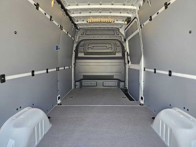 2026 Mercedes-Benz Sprinter 2500 High Roof I4 Diesel HO 170 RWD