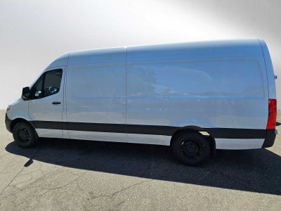 2026 Mercedes-Benz Sprinter 2500 High Roof I4 Diesel HO 170 RWD
