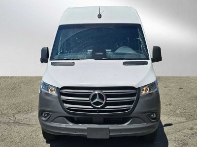 2026 Mercedes-Benz Sprinter 2500 High Roof I4 Diesel HO 170 RWD