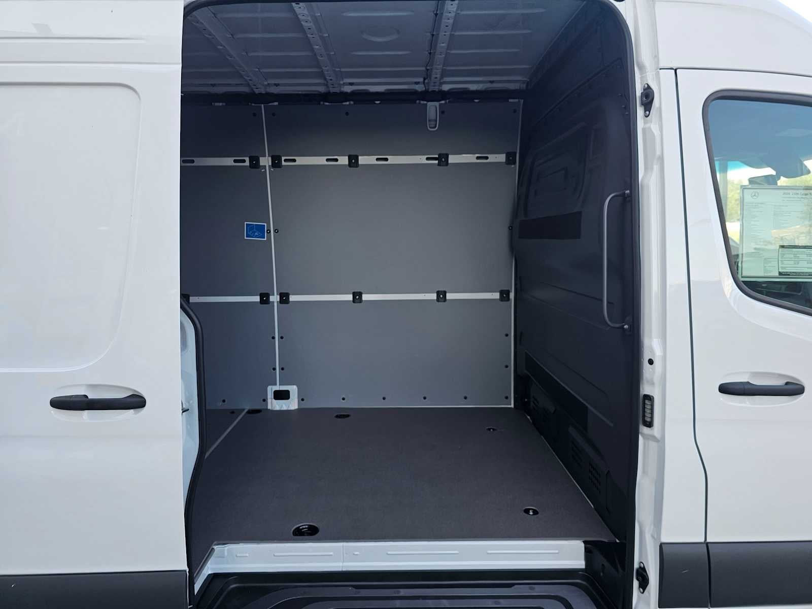 2026 Mercedes-Benz Sprinter 2500 High Roof I4 Diesel HO 170 RWD