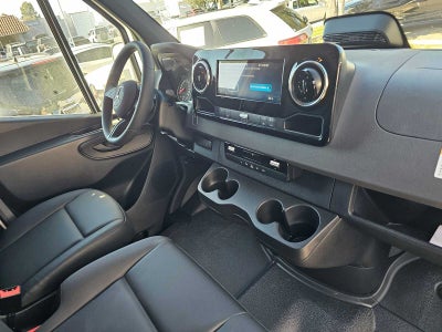 2026 Mercedes-Benz Sprinter Cargo 2500 High Roof I4 Diesel HO 170 RWD