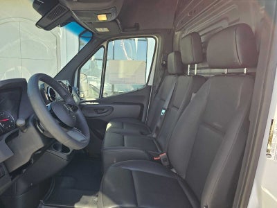 2026 Mercedes-Benz Sprinter Cargo 2500 High Roof I4 Diesel HO 170 RWD