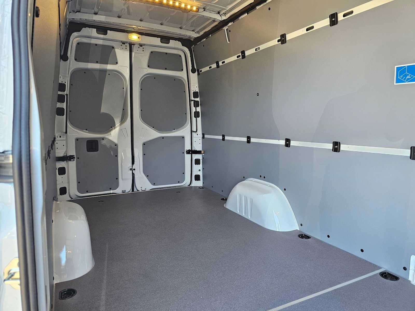 2026 Mercedes-Benz Sprinter Cargo 2500 High Roof I4 Diesel HO 170 RWD