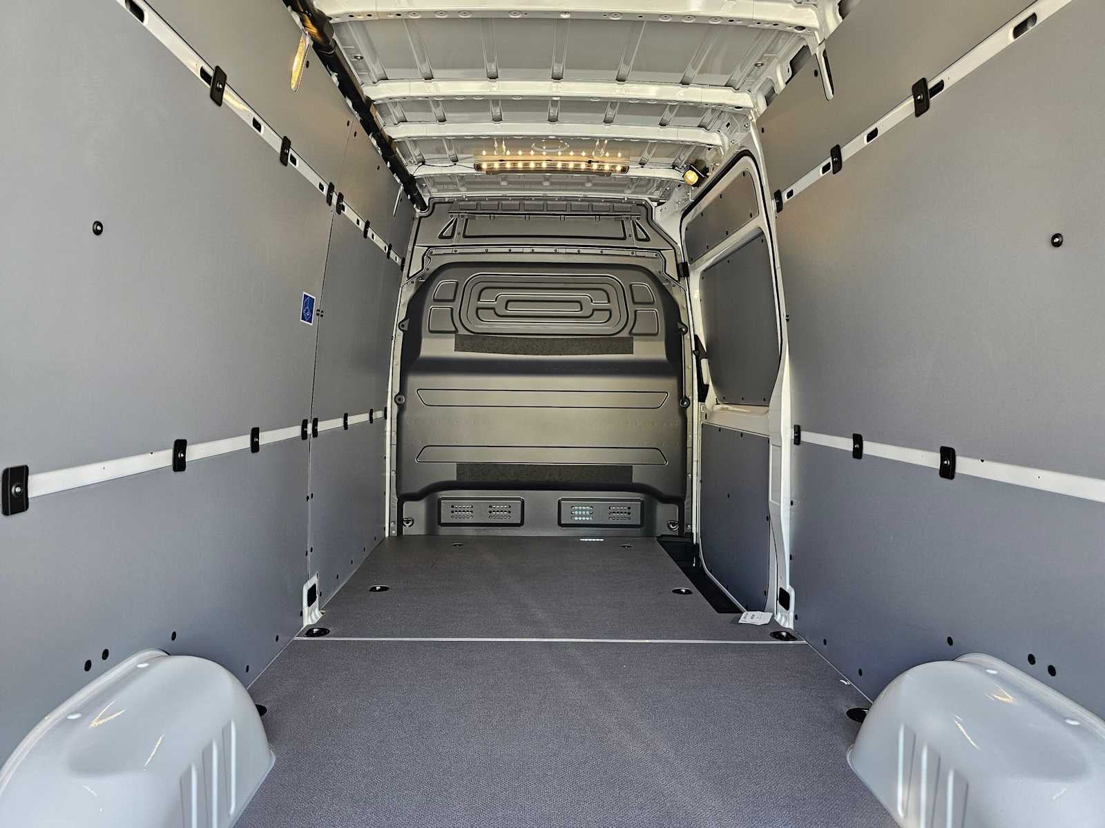 2026 Mercedes-Benz Sprinter Cargo 2500 High Roof I4 Diesel HO 170 RWD