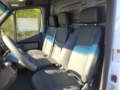2026 Mercedes-Benz Sprinter Cargo 2500 High Roof I4 Diesel HO 170 RWD