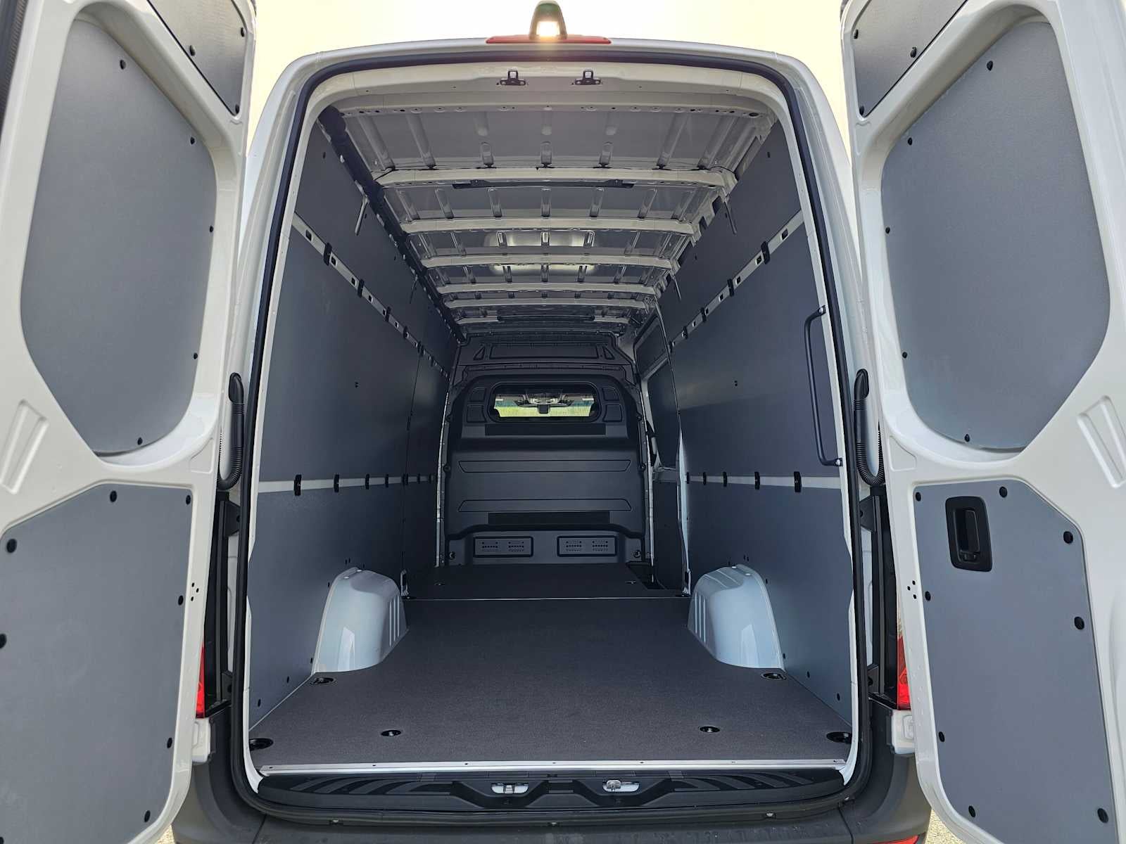 2025 Mercedes-Benz Sprinter Cargo Van 2500 High Roof I4 Diesel HO 170" RWD