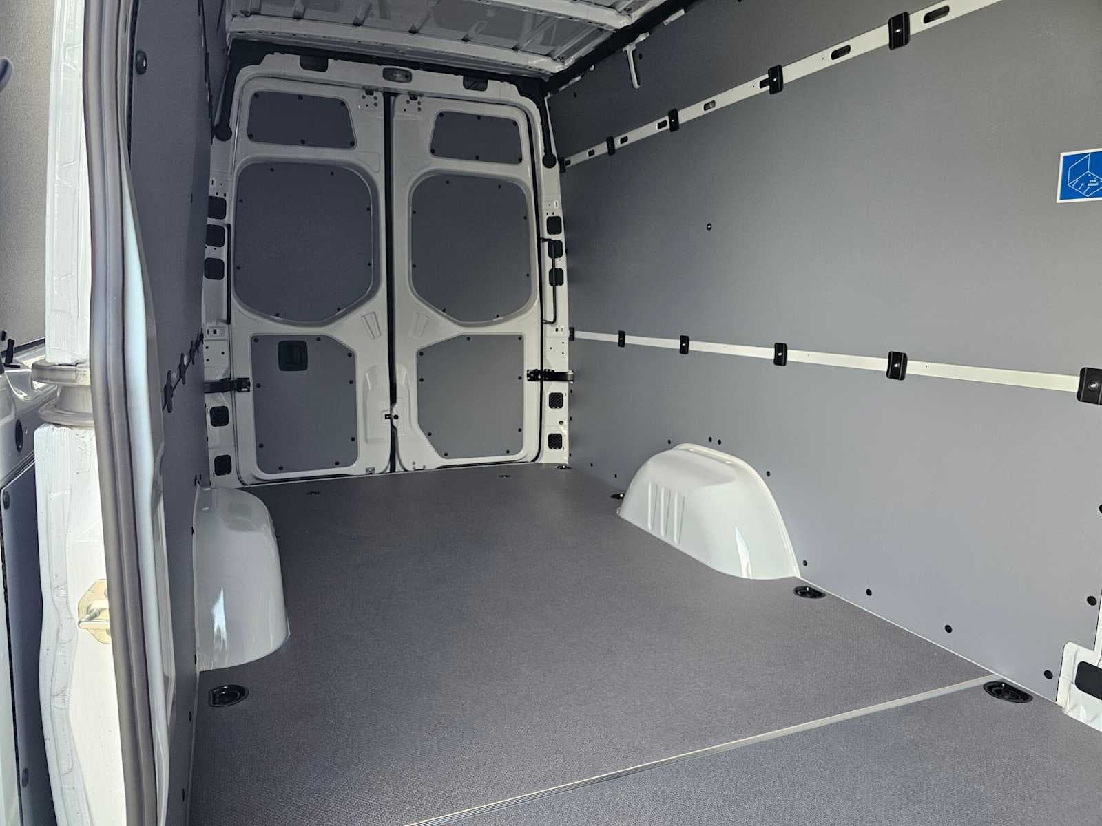 2026 Mercedes-Benz Sprinter Cargo 2500 High Roof I4 Diesel HO 170 RWD