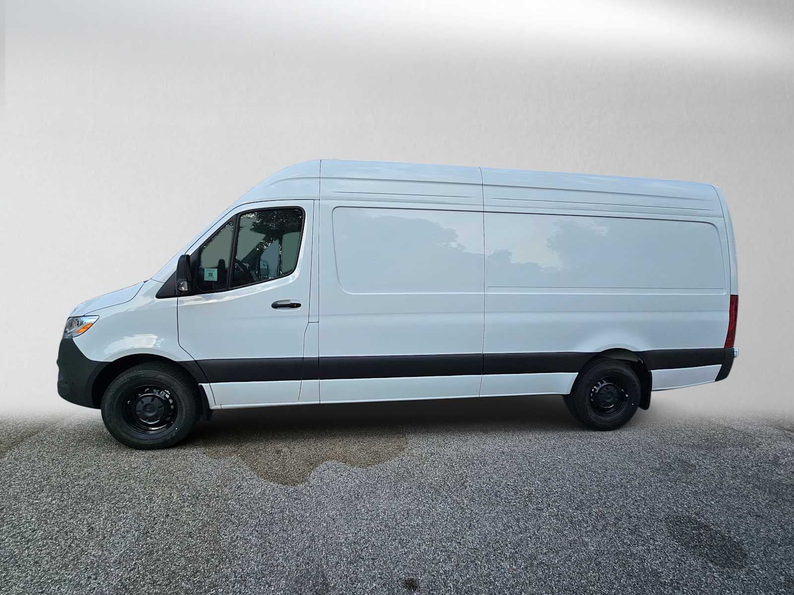 2026 Mercedes-Benz Sprinter Cargo 2500 High Roof I4 Diesel HO 170 RWD