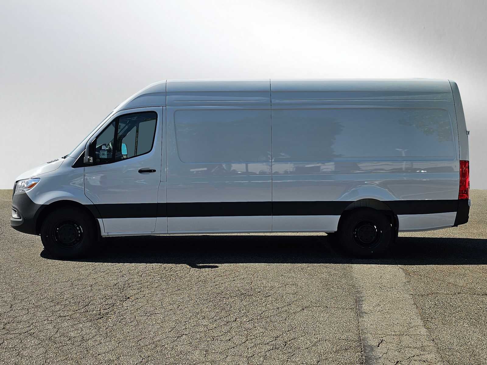 2025 Mercedes-Benz Sprinter Cargo Van 2500 High Roof I4 Diesel HO 170" RWD