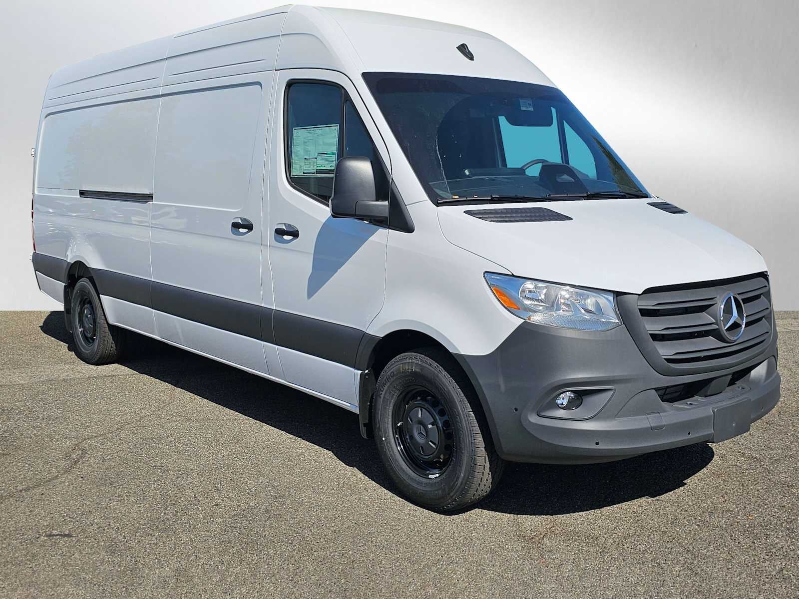 2025 Mercedes-Benz Sprinter Cargo Van 2500 High Roof I4 Diesel HO 170" RWD