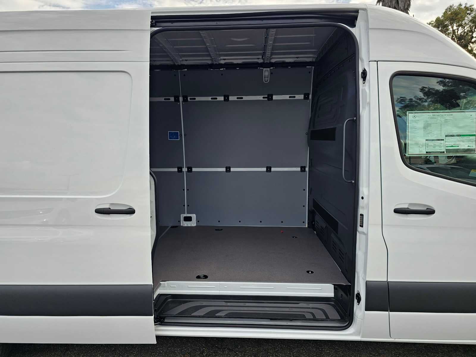 2026 Mercedes-Benz Sprinter Cargo 2500 High Roof I4 Diesel HO 170 RWD