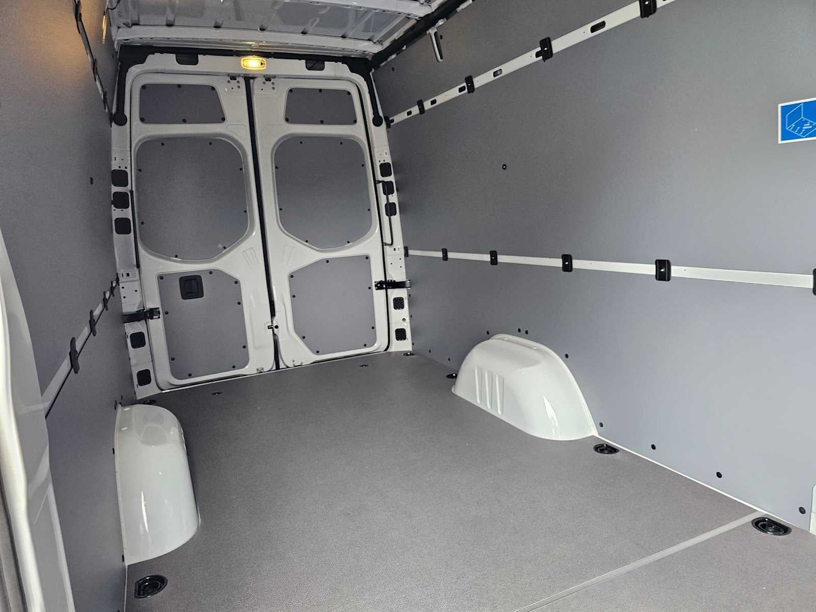 2026 Mercedes-Benz Sprinter Cargo 2500 High Roof I4 Diesel HO 170 RWD