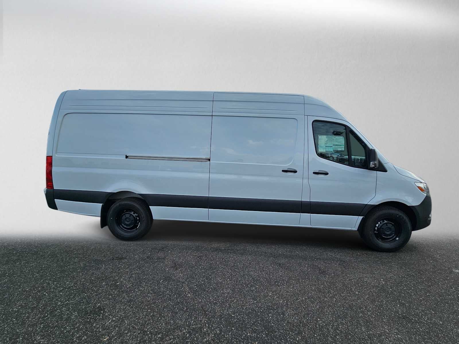 2026 Mercedes-Benz Sprinter Cargo 2500 High Roof I4 Diesel HO 170 RWD