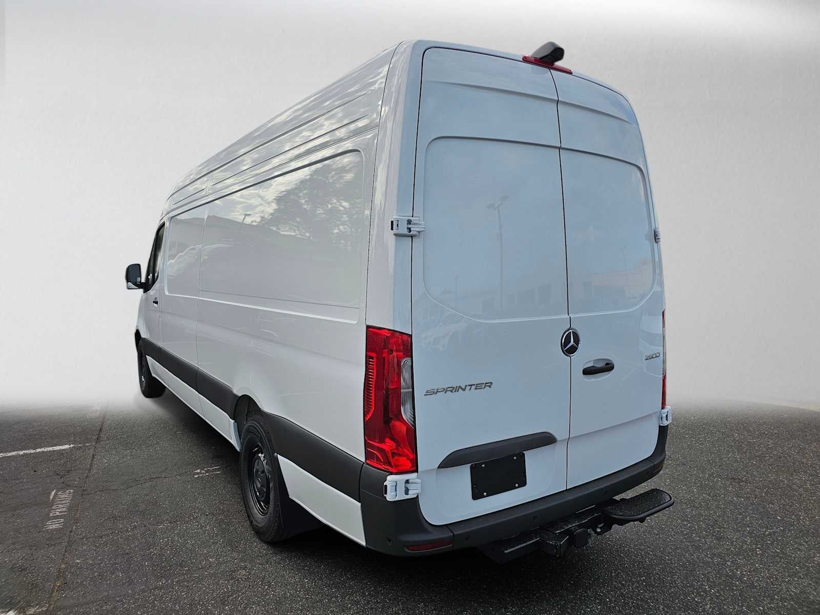 2026 Mercedes-Benz Sprinter Cargo 2500 High Roof I4 Diesel HO 170 RWD