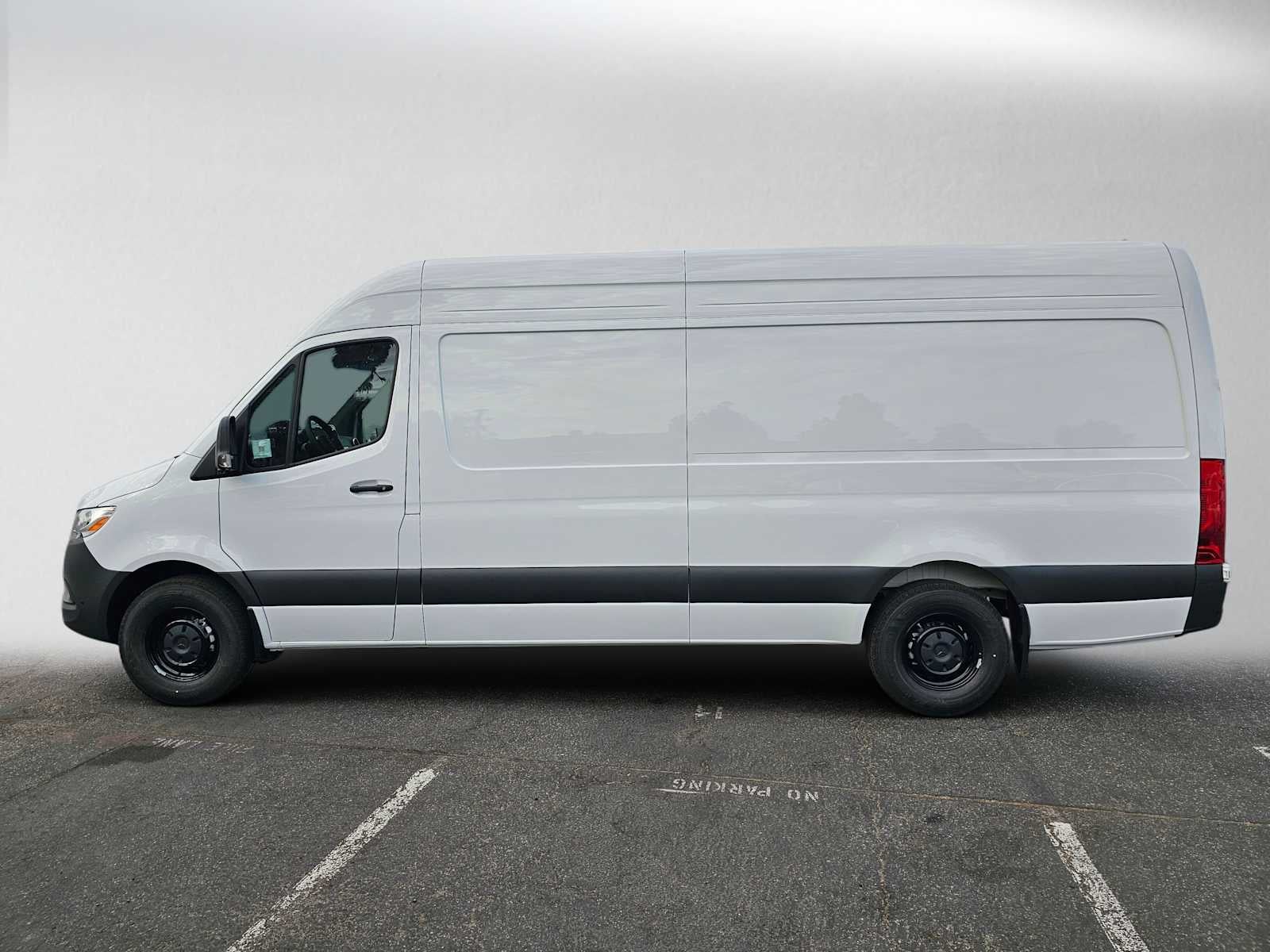 2026 Mercedes-Benz Sprinter Cargo 2500 High Roof I4 Diesel HO 170 RWD