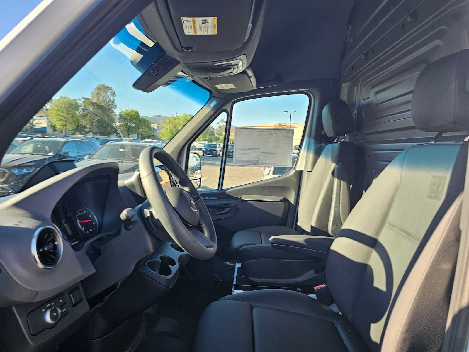 2026 Mercedes-Benz Sprinter Cargo 2500 High Roof I4 Diesel HO 170 RWD