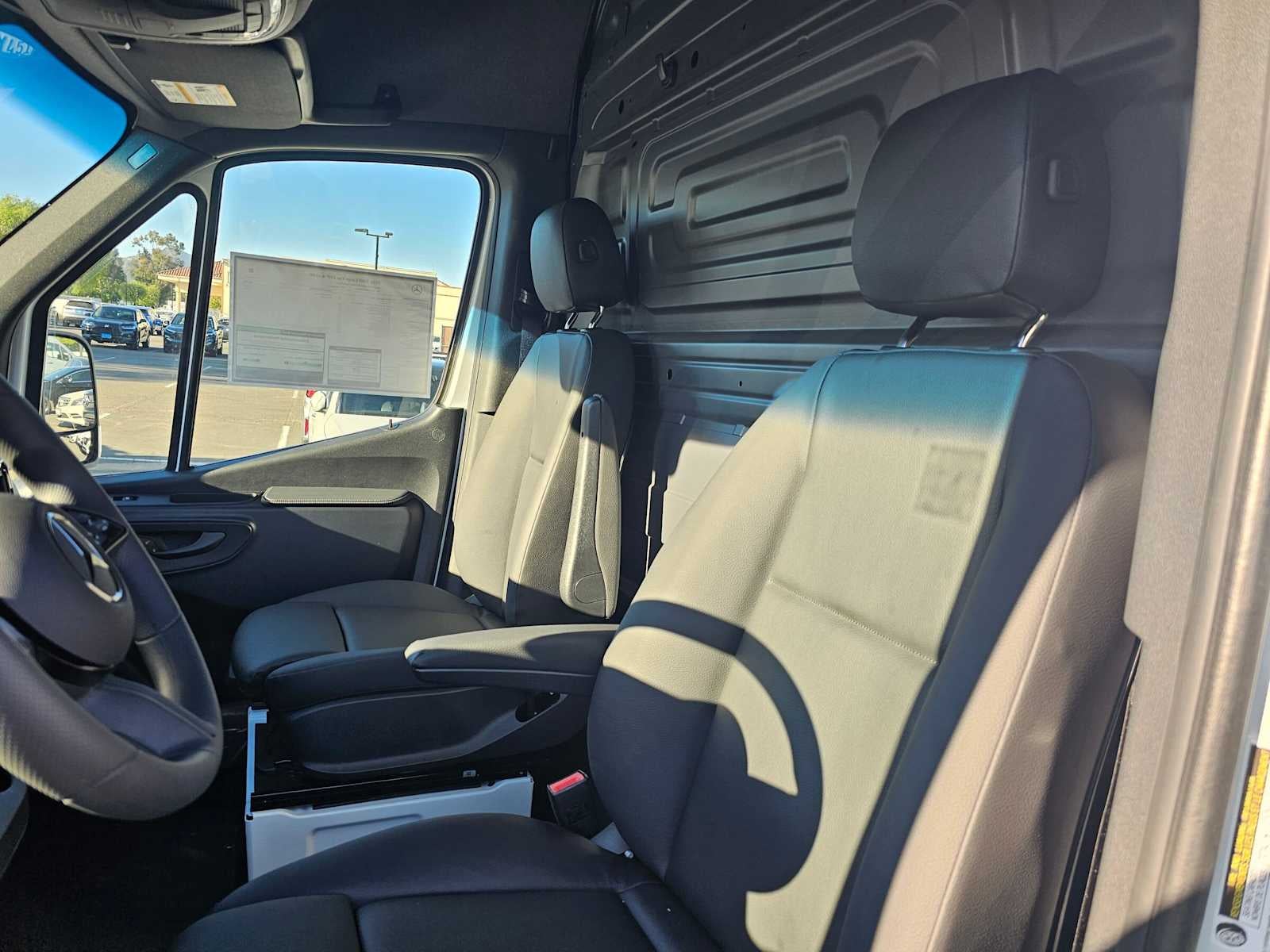 2026 Mercedes-Benz Sprinter Cargo 2500 High Roof I4 Diesel HO 170 RWD