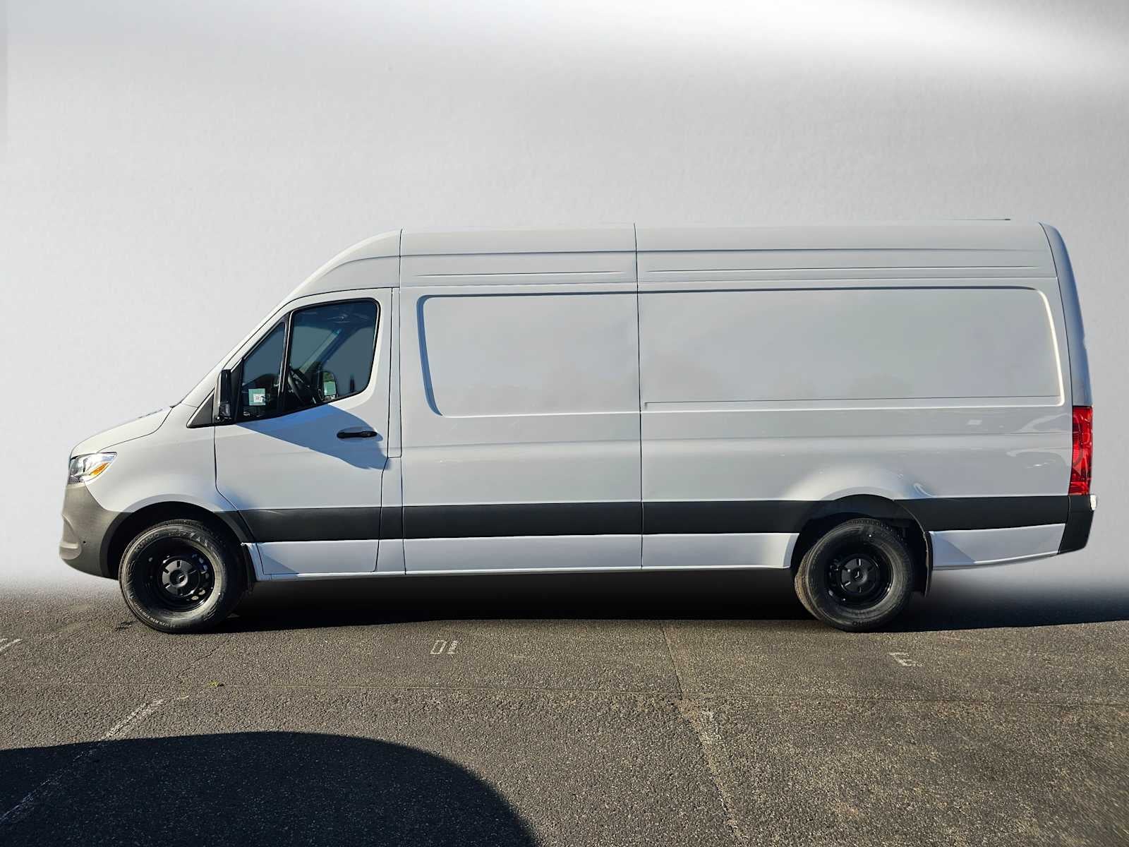 2026 Mercedes-Benz Sprinter Cargo 2500 High Roof I4 Diesel HO 170 RWD